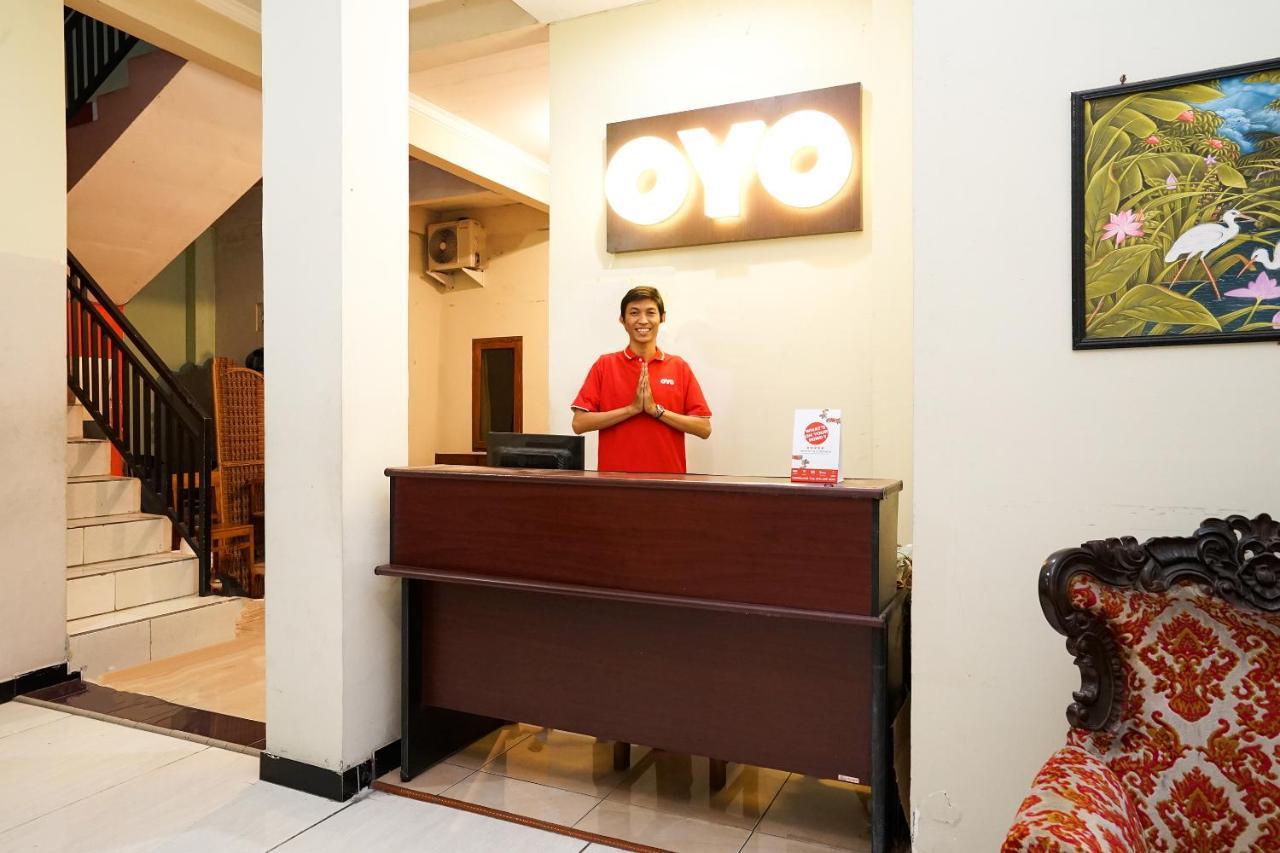 Kartika Syariah Homestay By Stayku Surabaya Exteriör bild